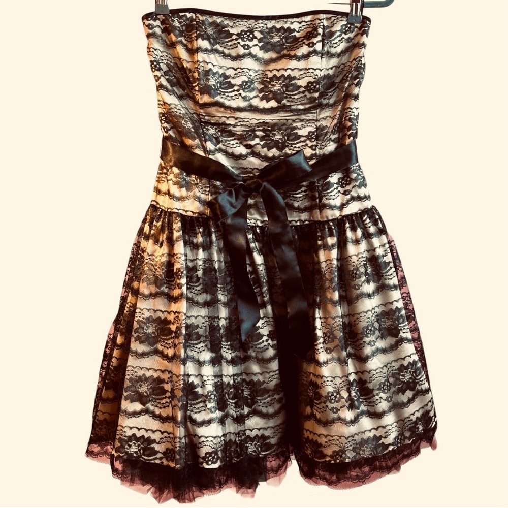 Vintage 90’s Jessica McClintock for Gunners Sax Strapless Lace Tulle Dress 9/10